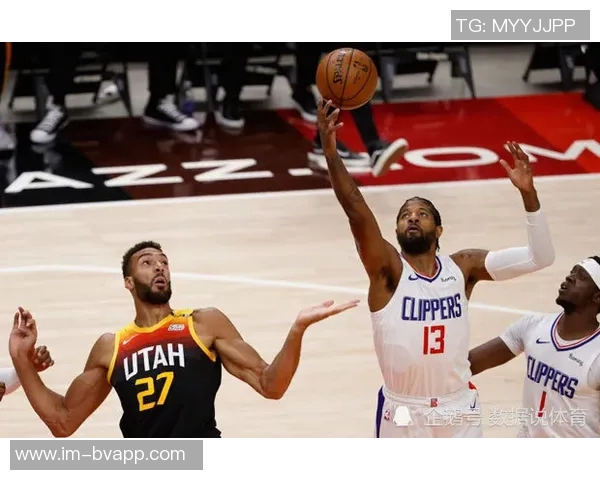 米切尔第三节火力全开单节砍下16分并贡献3抢断助力球队表现出色