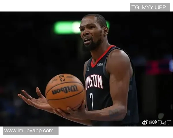 杜兰特三节狂砍30分7助攻展现统治力球队正负值高达24